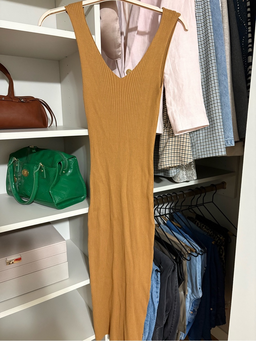 Forever 21 Ribbed V-Neck Maxi Dress in Mustard NWT